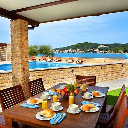 Lando Resort Kampor Exteriér fotografie