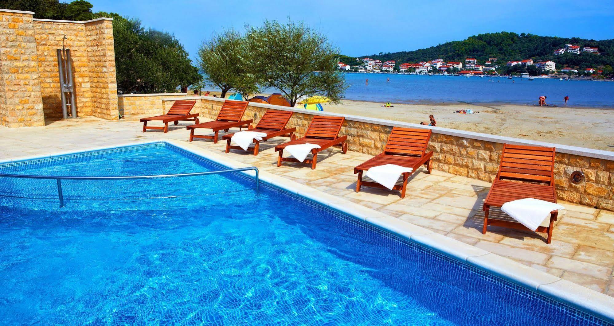 Lando Resort Kampor Exteriér fotografie